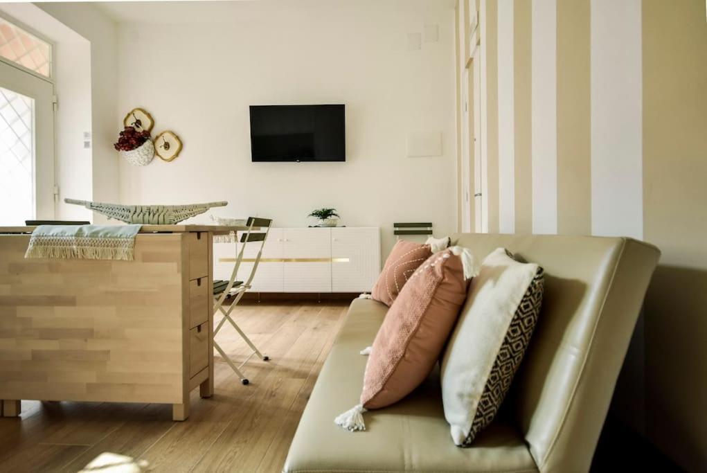 Double Free Parking Anna Verra Cottage Marano di Napoli Buitenkant foto