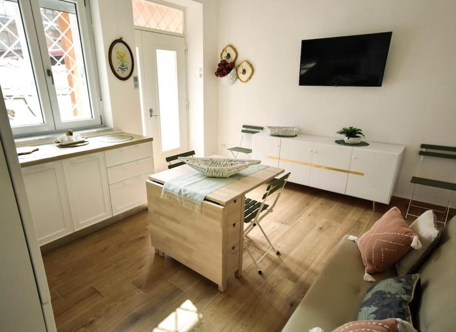 Double Free Parking Anna Verra Cottage Marano di Napoli Buitenkant foto